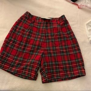 Brandy Melville plaid shorts